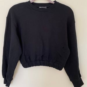 Black Cropped Sweatshirt